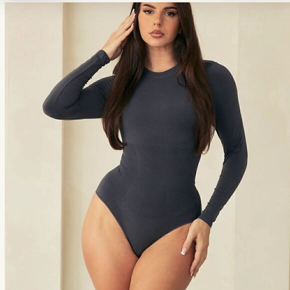 Pinsy Butter Sculpt Long Sleeve Bodysuit - Charcoal Grey - Picture 3 of 8